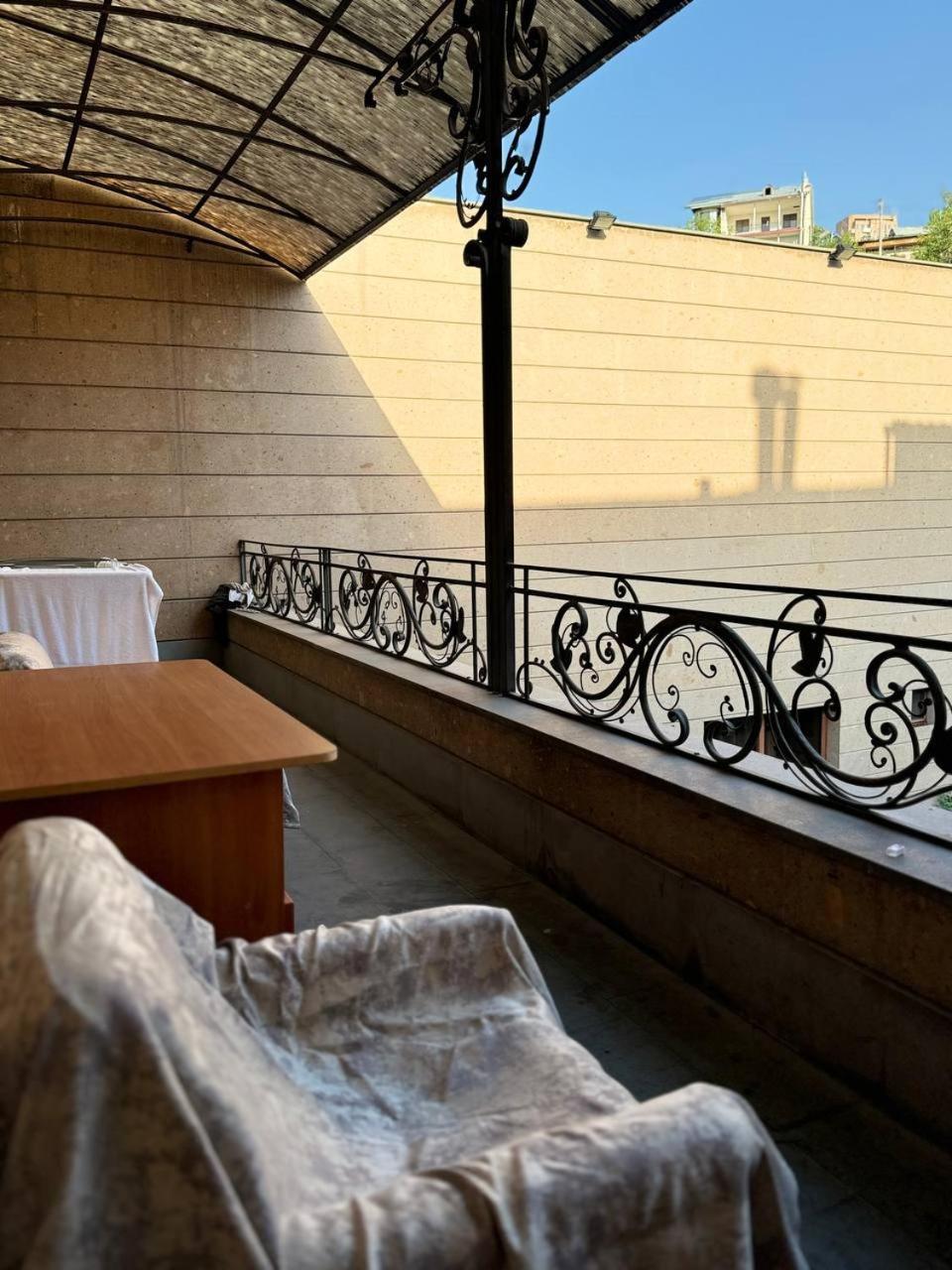 Centre Hotel-Hostel Erivan Exterior foto
